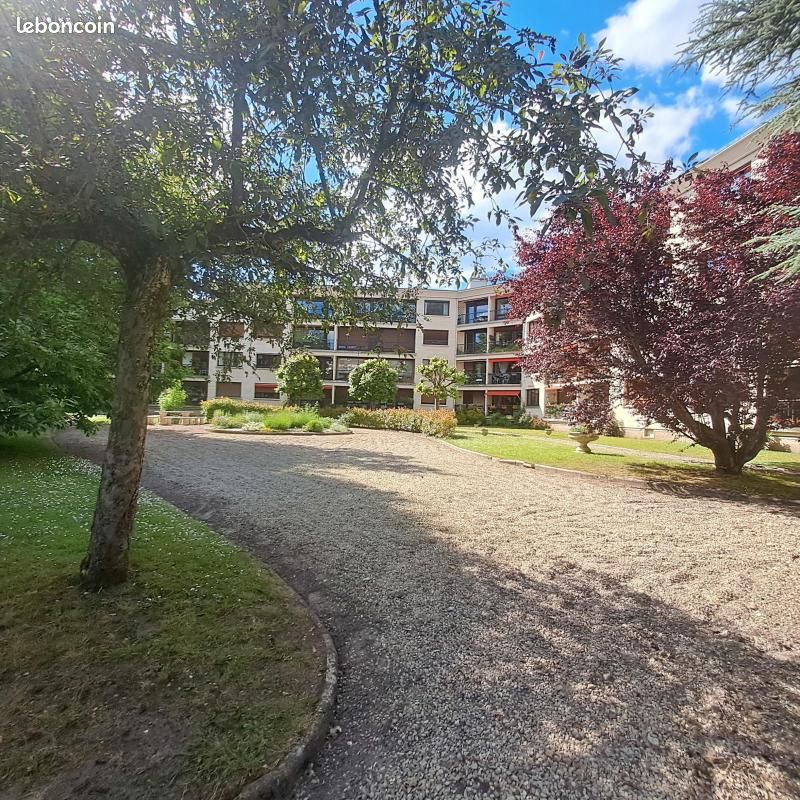 Appartement 2 pièces 63 m² · à Fontainebleau · 63 m² · 1 280 €/mois