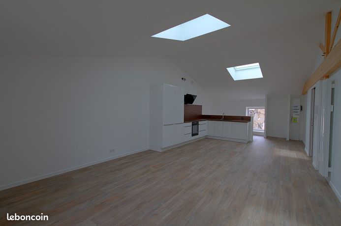 Immeuble 205 m² Mirefleurs