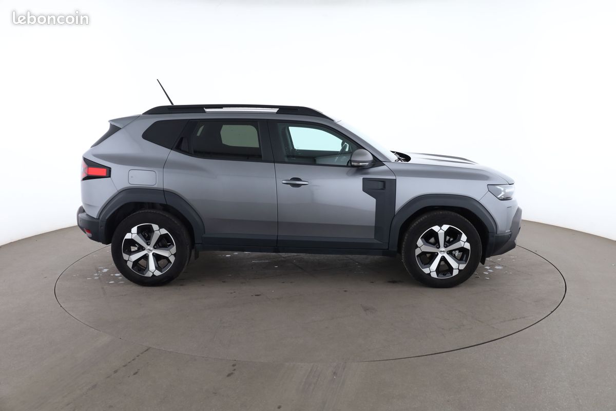 Dacia Duster III 1.2 TCe Mild-Hybrid Journey 4x2 131 ch (image 13)
