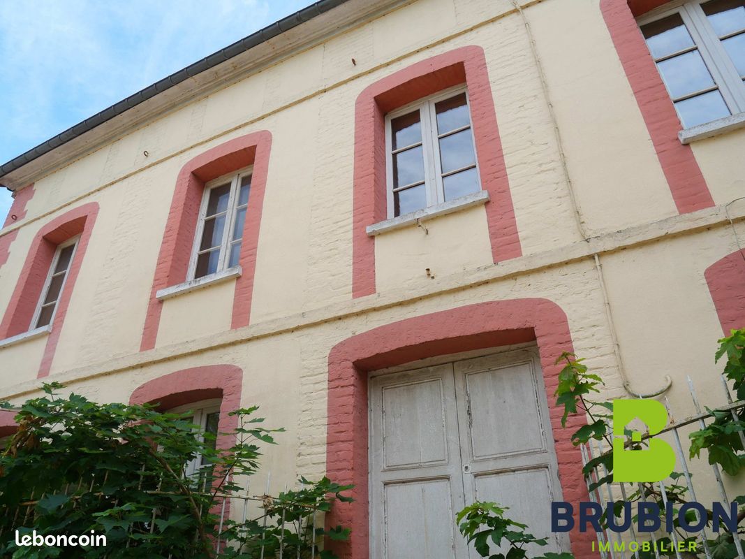 Local commercial 252 m² · à Montigny · 252 m² · 335 000 €