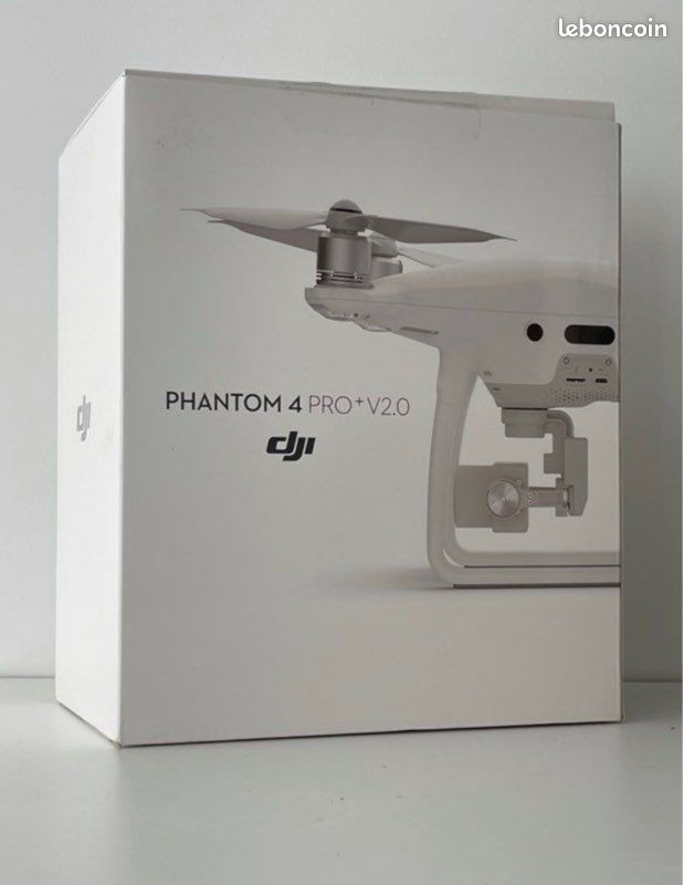 Drone DJI Phantom 4 Pro V2 en très bon état (image 3)
