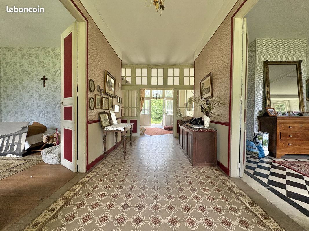 Propriété 13 pièces 410 m² (image 8)