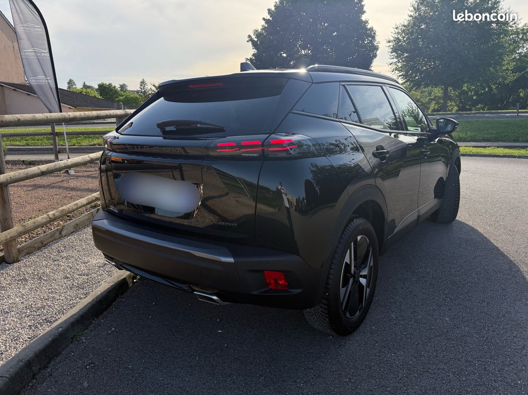 PEUGEOT 2008 Hybrid 145 e-DCS6 Allure + Pack Navigation & Access + Pack Hiver (image 3)
