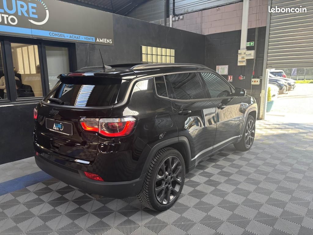 JEEP COMPASS 4x2 1.4 MultiAir 140 S / Toît Ouvrant - CarPlay (image 3)