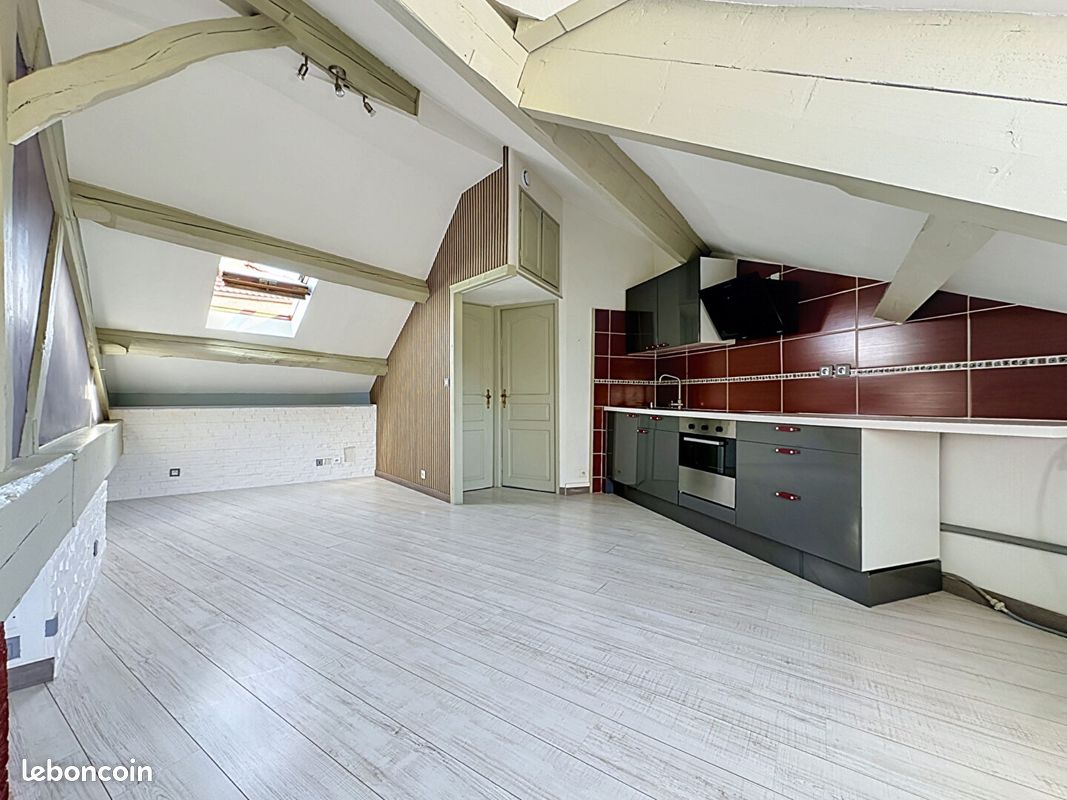 Appartement 3 pièces 48 m² · à Bellefond · 48 m² · 750 €