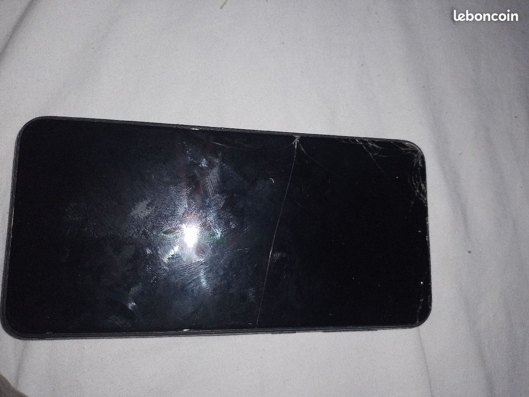Samsung A10s (image 1)