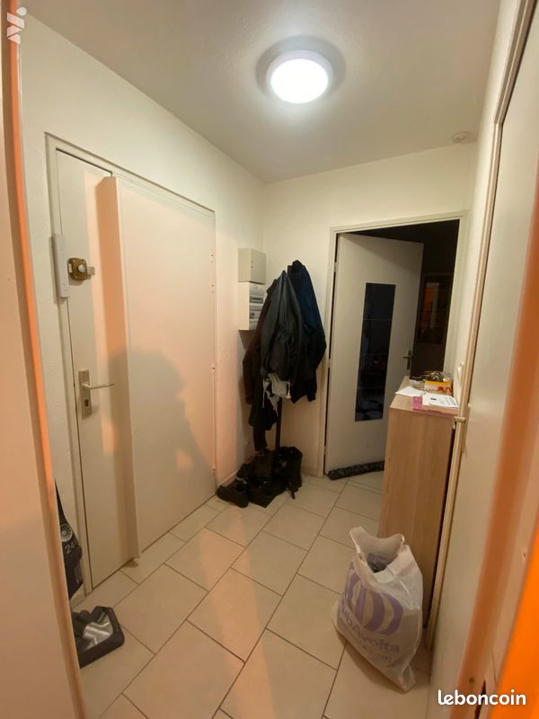 Appartement 3 pièces 49 m² · à Lyon · 49 m² · 810 €