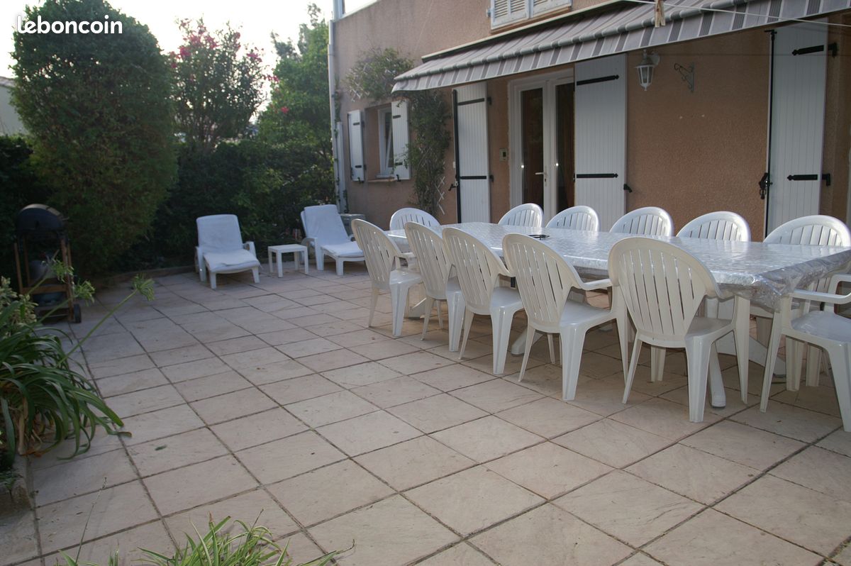 Parking 52 m² · à La Londe-les-Maures · 52 m² · 305 000 €