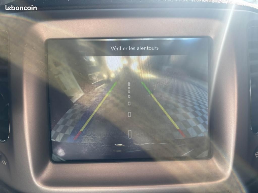 JEEP COMPASS 4x2 1.4 MultiAir 140 S / Toît Ouvrant - CarPlay (image 27)