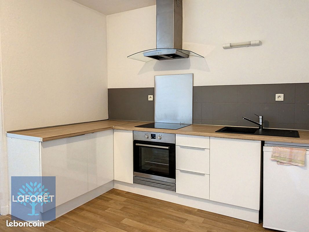 Appartement 2 pièces 37 m² · à Fougères · 37 m² · 420 €/mois