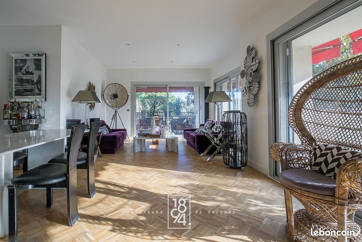 Appartement 4 pièces 140 m² · à Marseille · 140 m² · 825 000 €