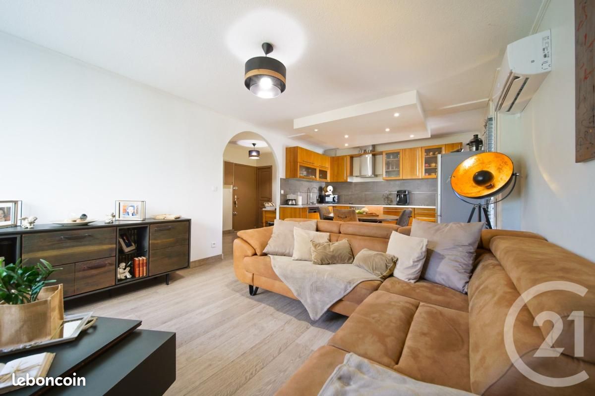 Appartement 4 pièces 76 m² · à Bastia · 76 m² · 180 000 €