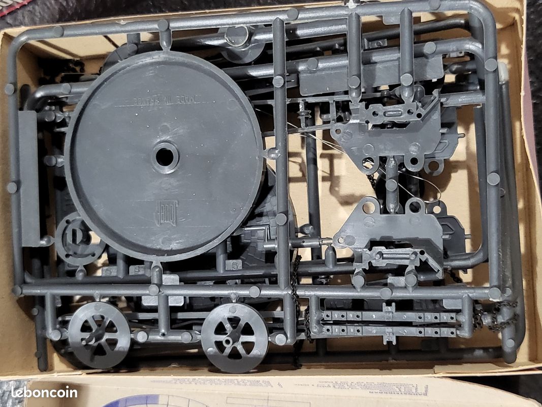 Maquette De Gare Ho Jouef - "Quai Couvert + Plan Incliné" - Kit à Monter, Occasion