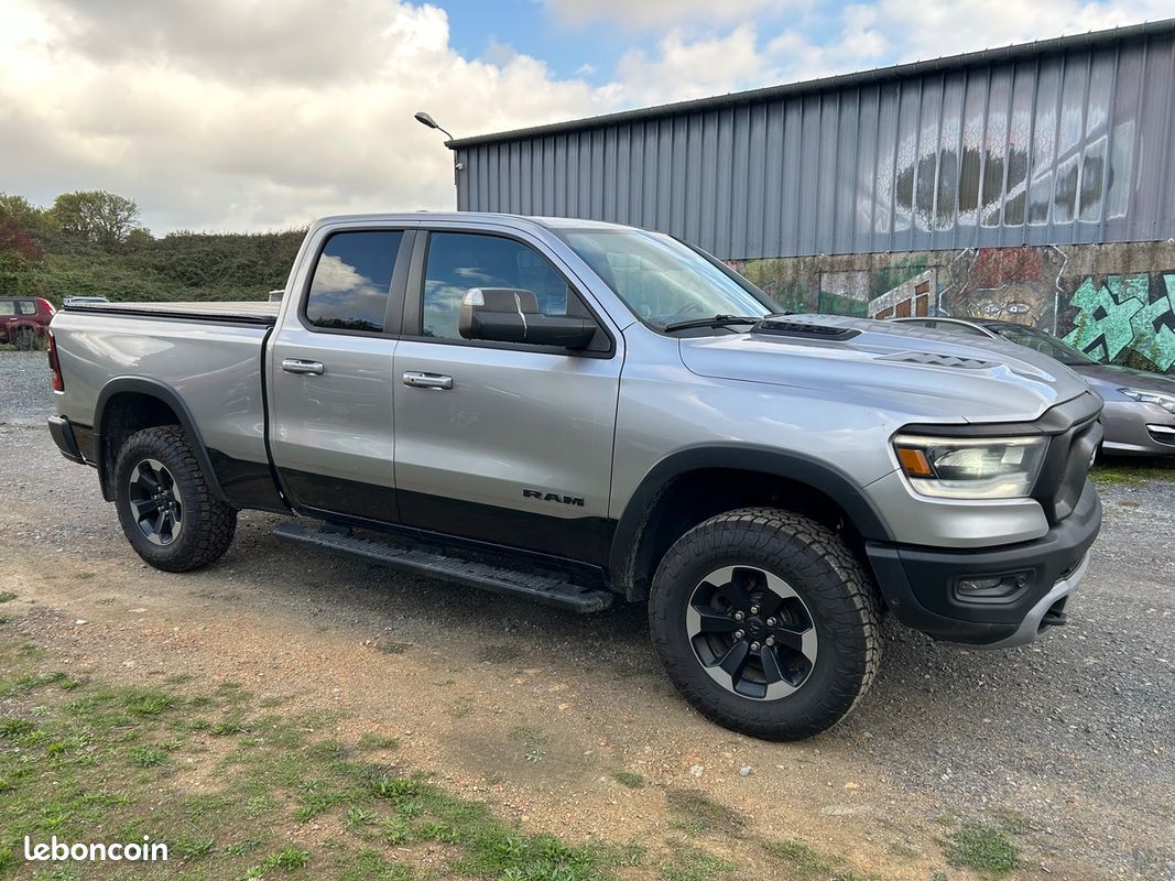 Dodge RAM 1500 5.7L V8 HEMI 395 REBEL - 37900 - (image 7)