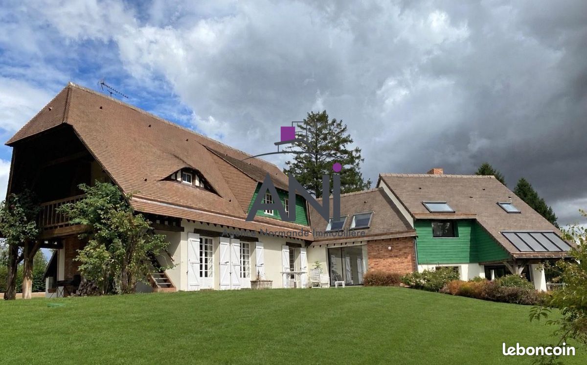 Maison 10 pièces 247 m² · à Val-de-Saâne · 247 m² · 479 000 €