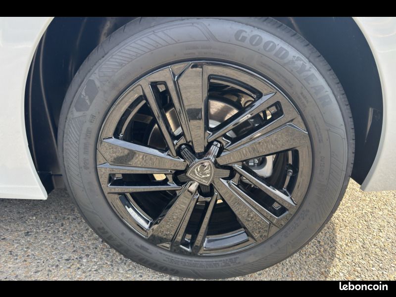 Peugeot 308 Hybrid 145 e-DCS6 Business (image 12)