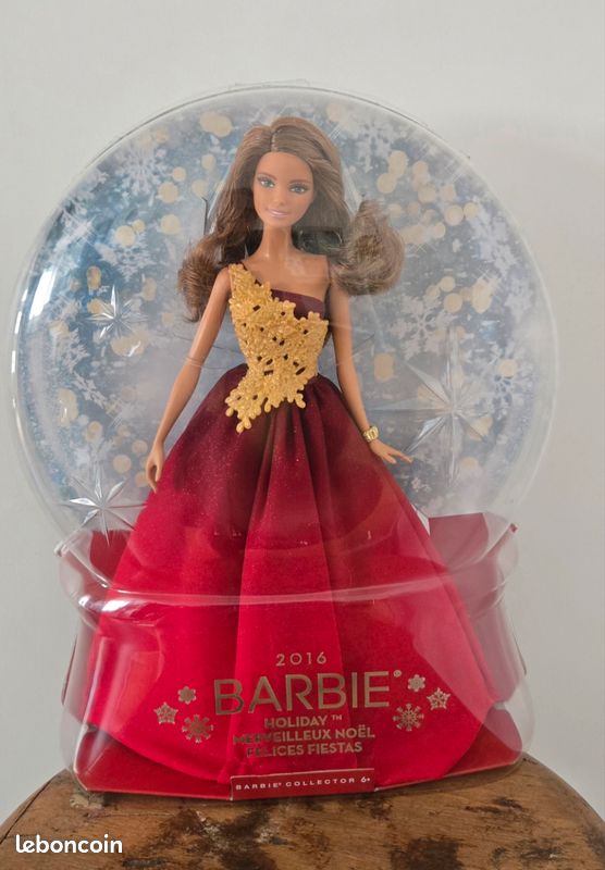 Merveilleux Noël Poupee Barbie De Noel Barbie Merveilleux Noël 2016 De  Collection Jeux Jouets