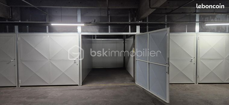 Garage/box 11 m² Clichy
