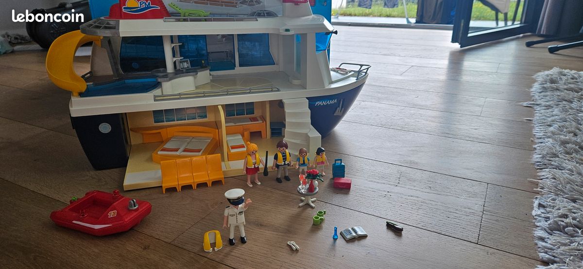 Bateau de croisière Playmobil (image 1)