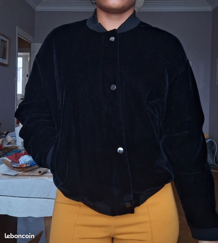 Vente de vêtements (image 5)