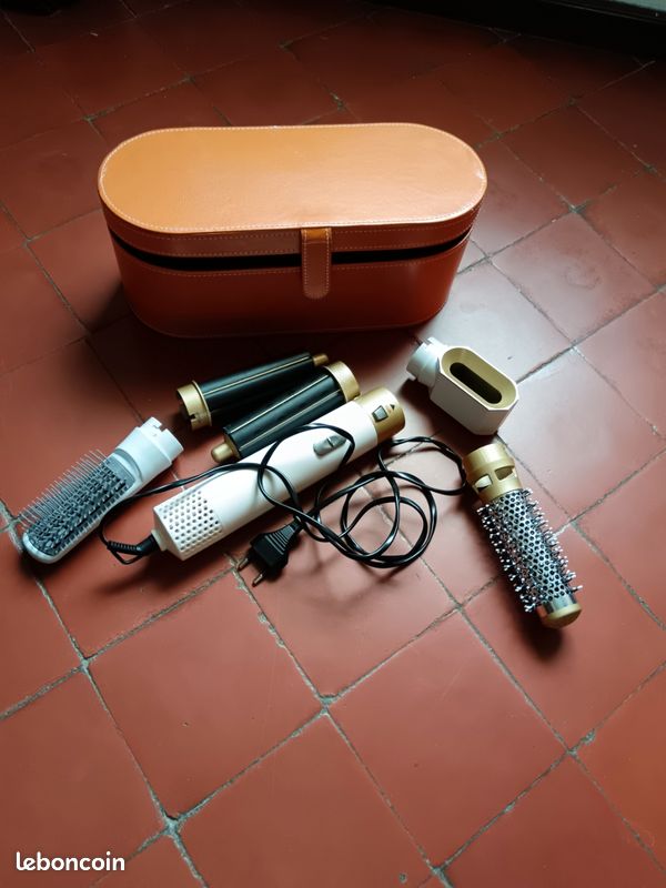 Brosse soufflante/ sèche cheveux (image 1)