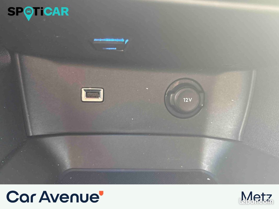 PEUGEOT 3008 BlueHDi 130ch S&S BVM6 Allure Pack (image 26)