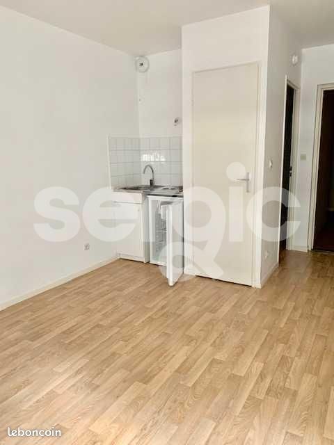Appartement 1 pièce 17 m² · à Reims · 17 m² · 363 €