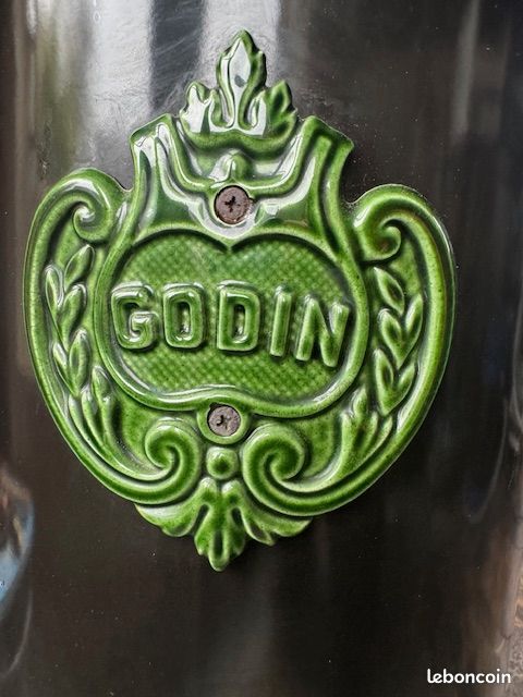 Chapeau émaillé Vert Pour Poêle Godin Modèle 3720 A – Fonte Naturelle – Occasion