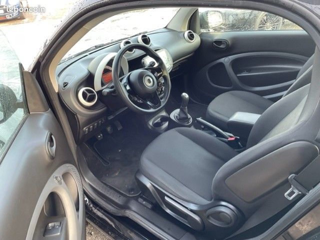 Smart fortwo coupe 1l 61ch pure (image 5)