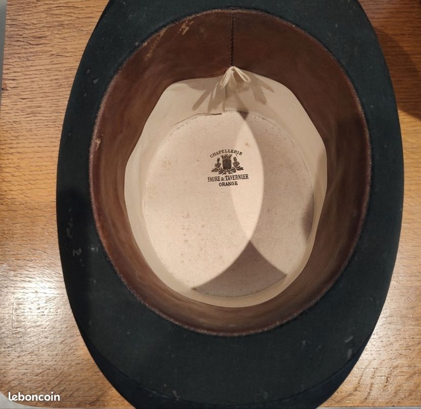 Lot De 9 Chapeaux De Fête Vintage En Carton - Multicolores, Style Rétro - En Excellent état