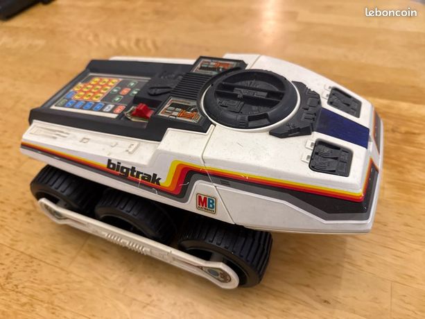 CHAR BIGTRAK - MB JEUX EUR 250,00 - FR