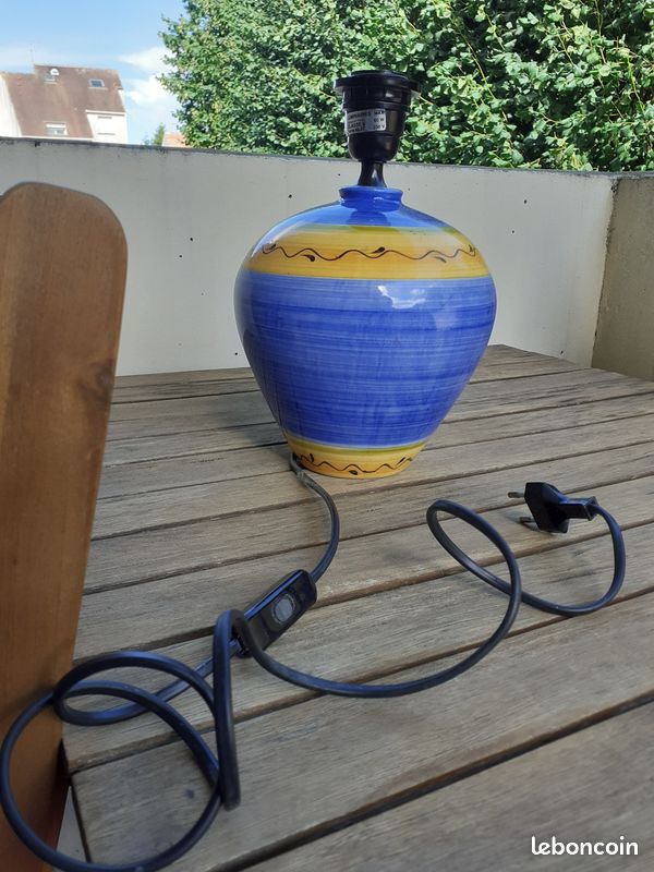Pied de lampe bleu (image 2)