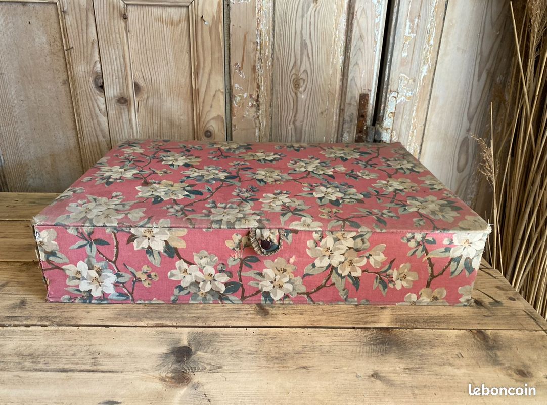 Boîte à Couture Ou à Gants Vintage En Tissu Fleuri - Début 20ème Siècle, Tiroir, Occasion