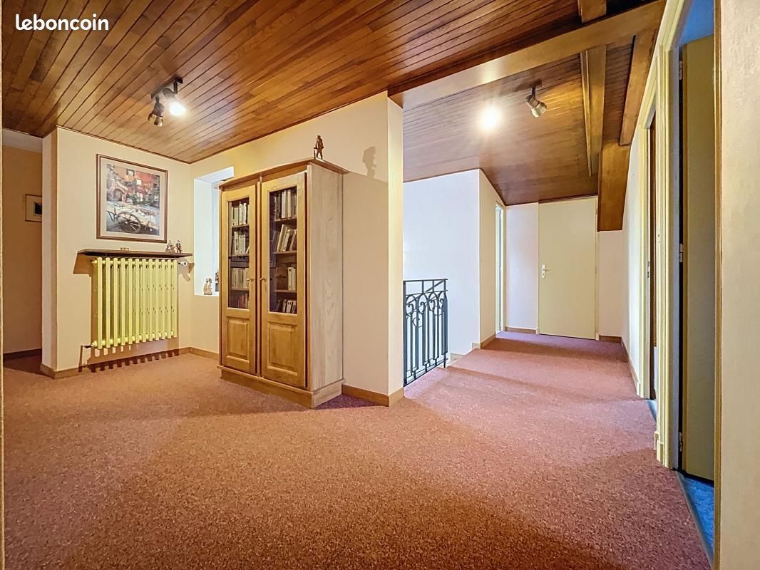 Maison 9 pièces 223 m² (image 9)