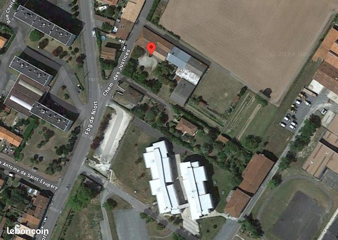Maison 5 pièces 121 m² · à Saint-Jean-d'Angély · 121 m² · 267 000 €