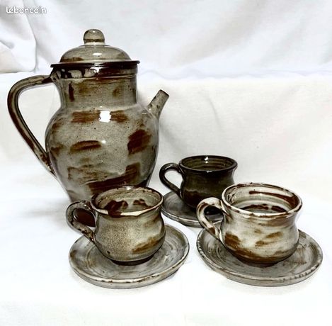 Service à Café En Grès Vintage - Tasses Et Soucoupes Neuves