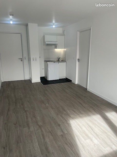 Appartement 1 pièce 27 m² · à Rueil-Malmaison · 27 m² · 835 €