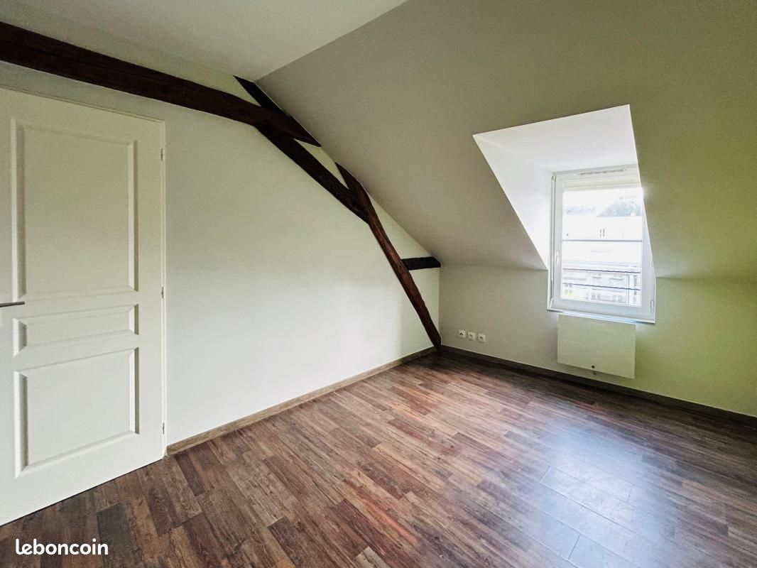 Appartement 1 pièce 28 m² - Châtellerault 86100 (image 2)