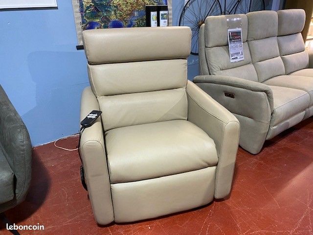 GARANTIE 180 KILOS Releveur XXXL MILA 2 MOTEURS relax LEVE-PERSONNE ELECTRIQUE TRANSAT agréé sécu IT (image 2)
