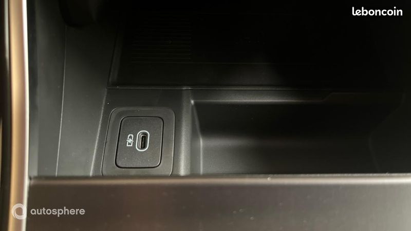 Land-Rover Range Rover Evoque 1.5 P270e PHEV 269ch Dynamic SE (image 30)