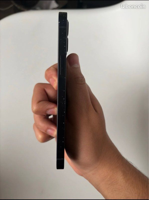 IPhone 12, 64 GO (image 4)