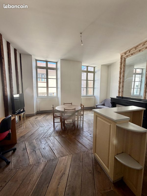 Appartement 2 pièces 42 m² · à Villefranche-de-Rouergue · 42 m² · 450 €/mois