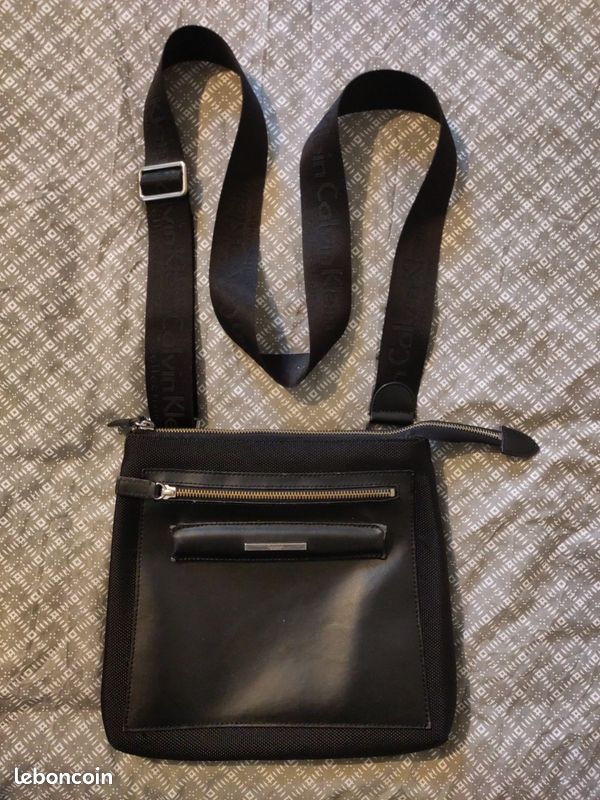 Besace Calvin Klein (image 1)