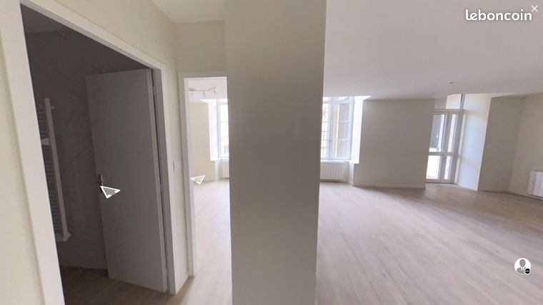GRAND T2 - 51 m² + Terrasse / 19 RUE PAUL BERT (rénové 2023) - DPE (C)