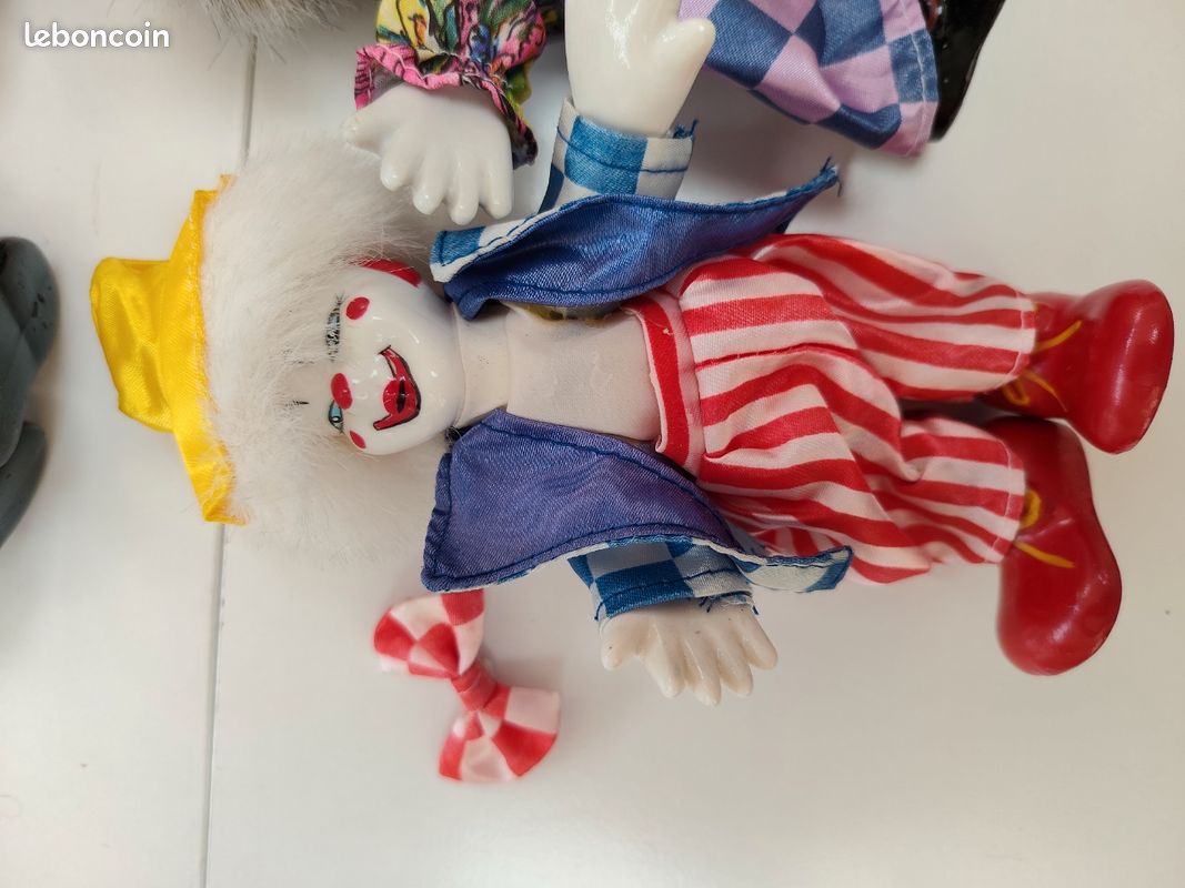 Lots de petits clowns en porcelaine (image 6)