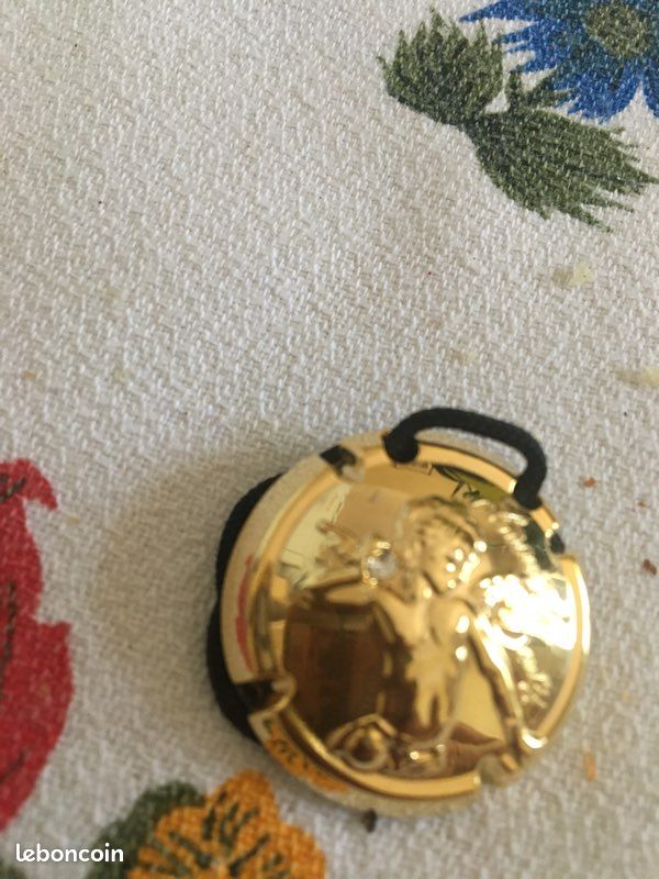 Capsule de champagne Amour de Deutz (image 1)