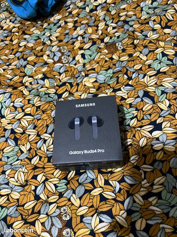 Samsung Galaxy Buds 4 Pro NEUFS sous blister – Jamais ouverts (image 1)
