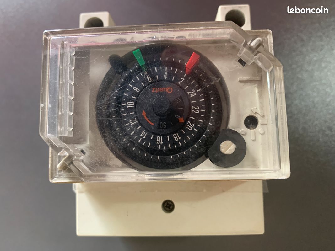 Horloge électronique Modulaire - Merlin Gerin Multi 9 IHP 24h 7j Arm 100h Ref 15343