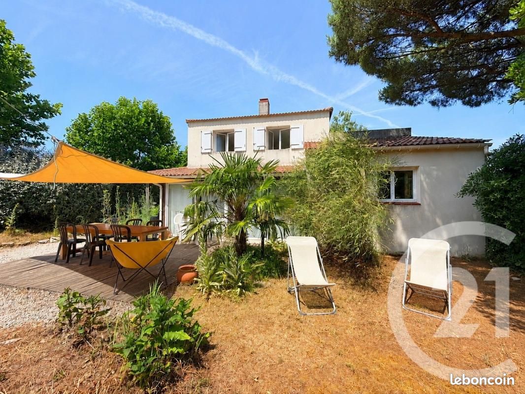 Maison 7 pièces 158 m² · à Jard-sur-Mer · 158 m² · 499 000 €