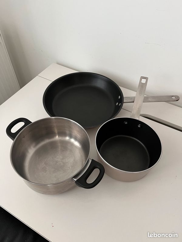 Lot de 2 casseroles et 1 poêle Alu (image 1)